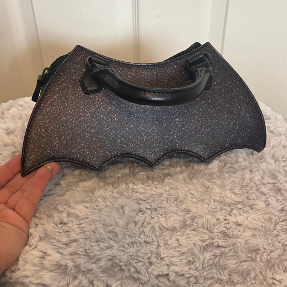 Luv Betsey Sparkle Bat Cross-body - Picture 5 of 6